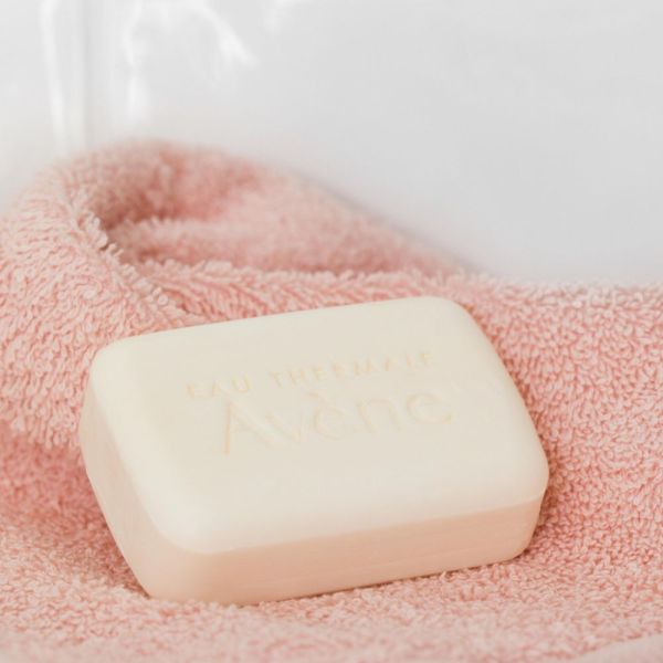 XeraCalm A.D Pain nettoyant surgras peaux très sèches sujettes à l'eczéma atopique et aux démangeaisons Offre spéciale duo 100 g